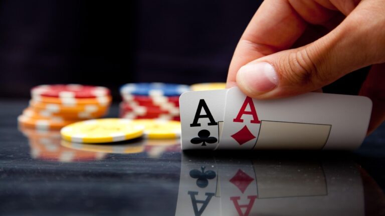 Stratégie pour gagner au poker : tout ce qu’il faut savoir pour battre vos adversaires